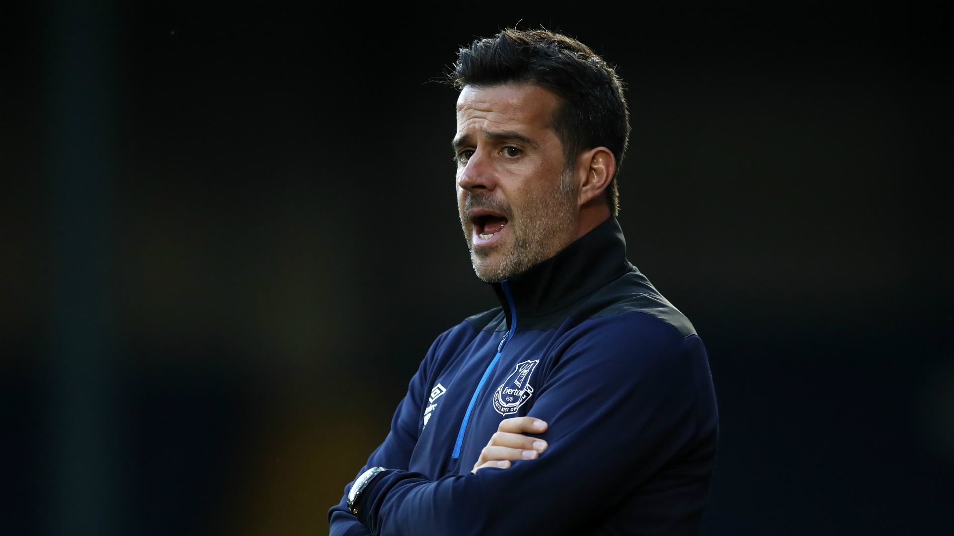 伍的經濟負 伍的經濟負