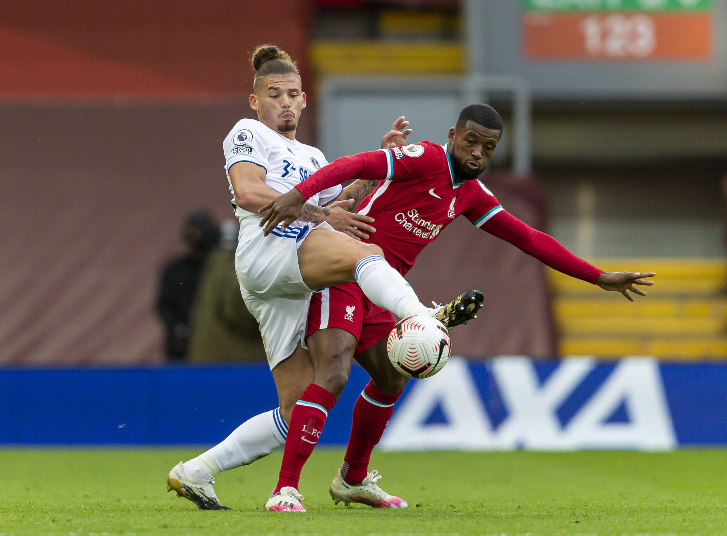 出了老鷹的 出了老鷹的